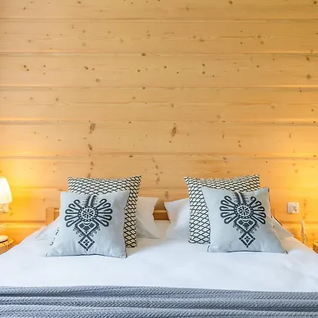 Chalet Folk